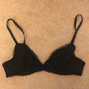 Victoria’s Secret Lace Triangle Underwire Bralette